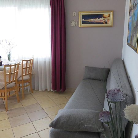 Apartments Barba Trogir Exterior foto